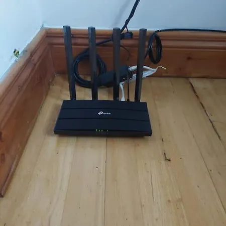 3 Bed Semi-detached House In A Quite Estate Bruff